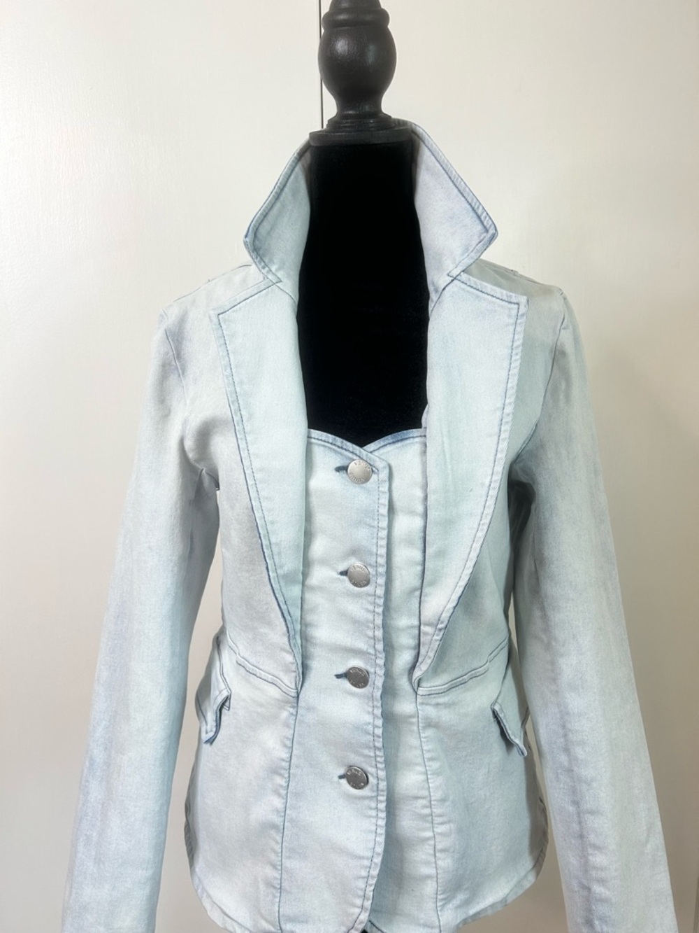 VENUS Light Blue Denim Blazer Jacket